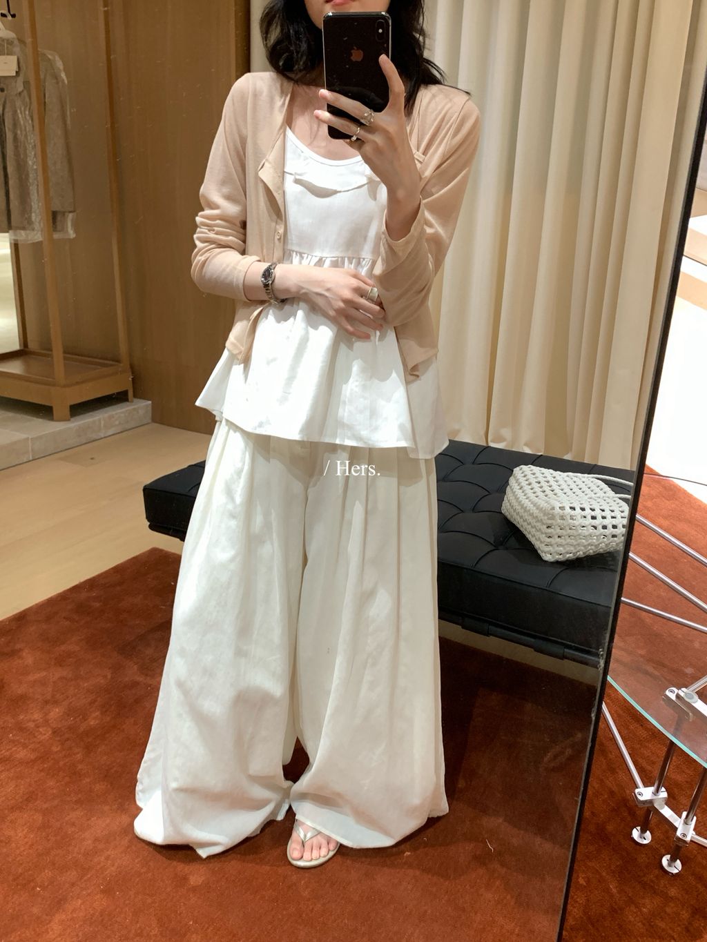 f64871152829b38fd52041a5229403d4