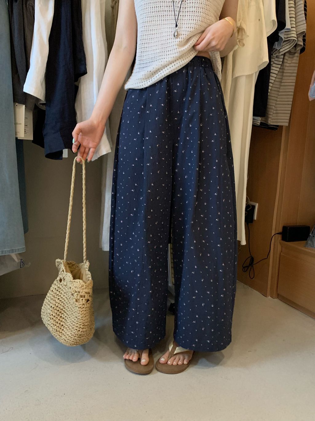 6892bc606d5f2b82f0b56d0a819aeedb