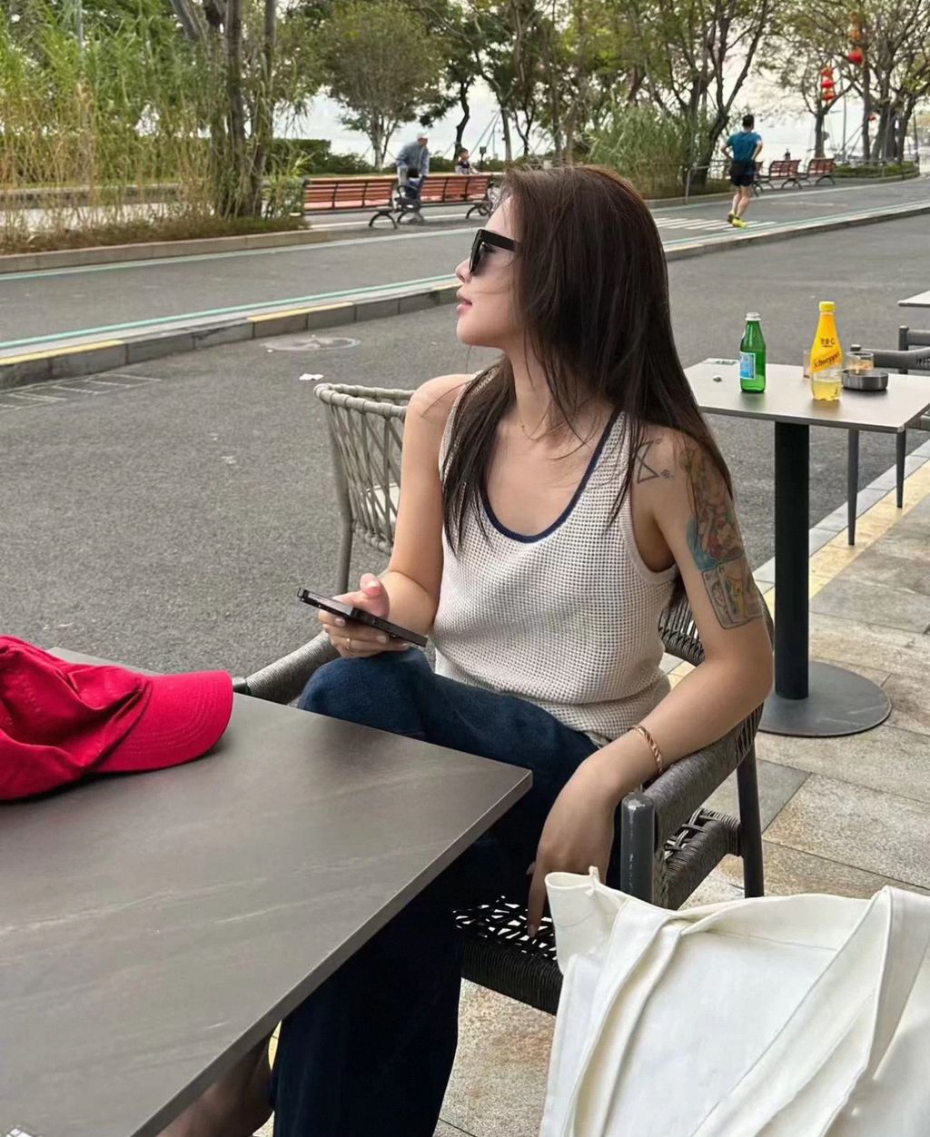 6d8af55bae2e1a9707b1bceeec02e406