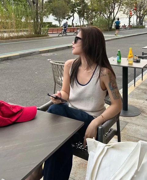 6d8af55bae2e1a9707b1bceeec02e406