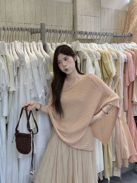 b7cdb6cb41bbd8bba3b957ae82ba37e9