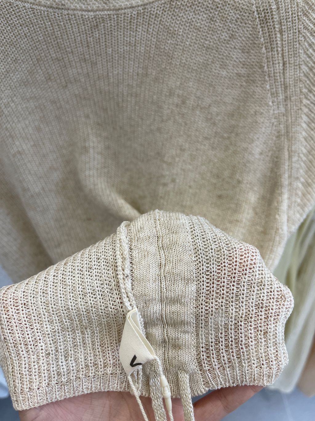 f243a1e8028e7772a67dc76020953a59