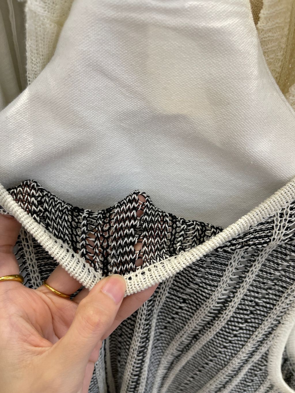 bf8e5f5c543ba3aa7010f64fa220e52a