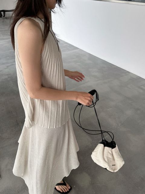 2319c4345eef327f4546313e624044e8