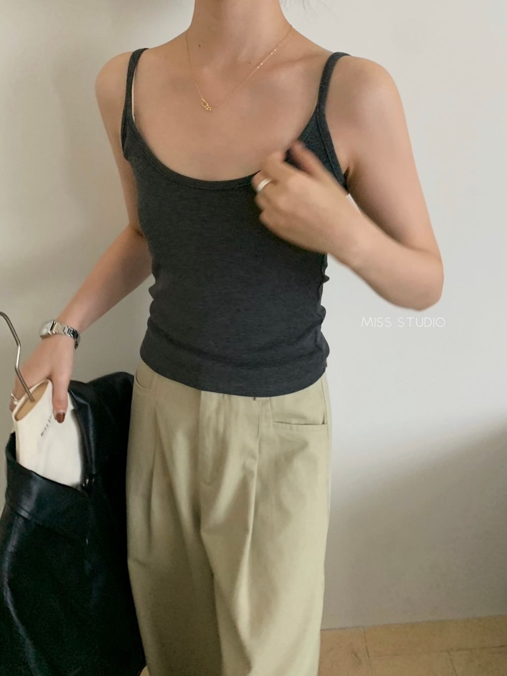 5b74793405bbbc5c3796659e7f21a674