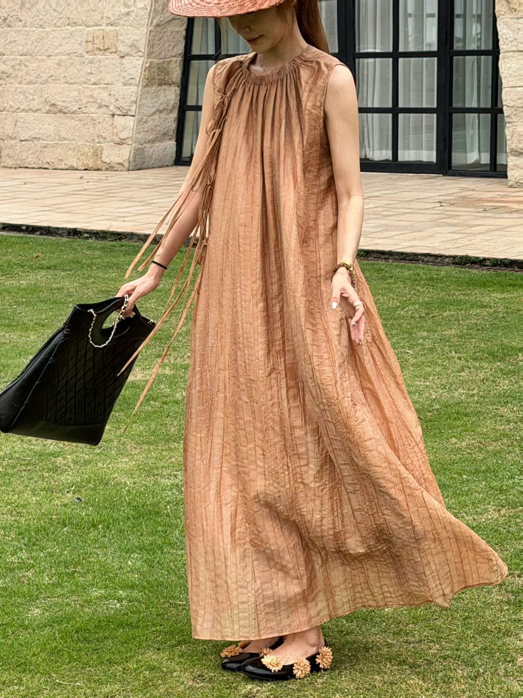 f269c26ca0564f4e96e6fb14e719dbd6