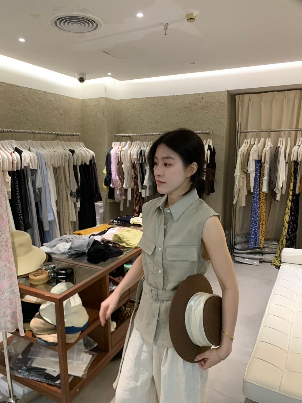 aab5673bd9cfb618910a3cc9e6b7add2