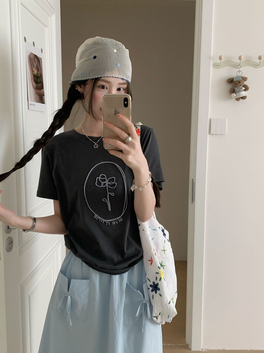 23ffe8f6fc7a408fb1ad65fd884e6844