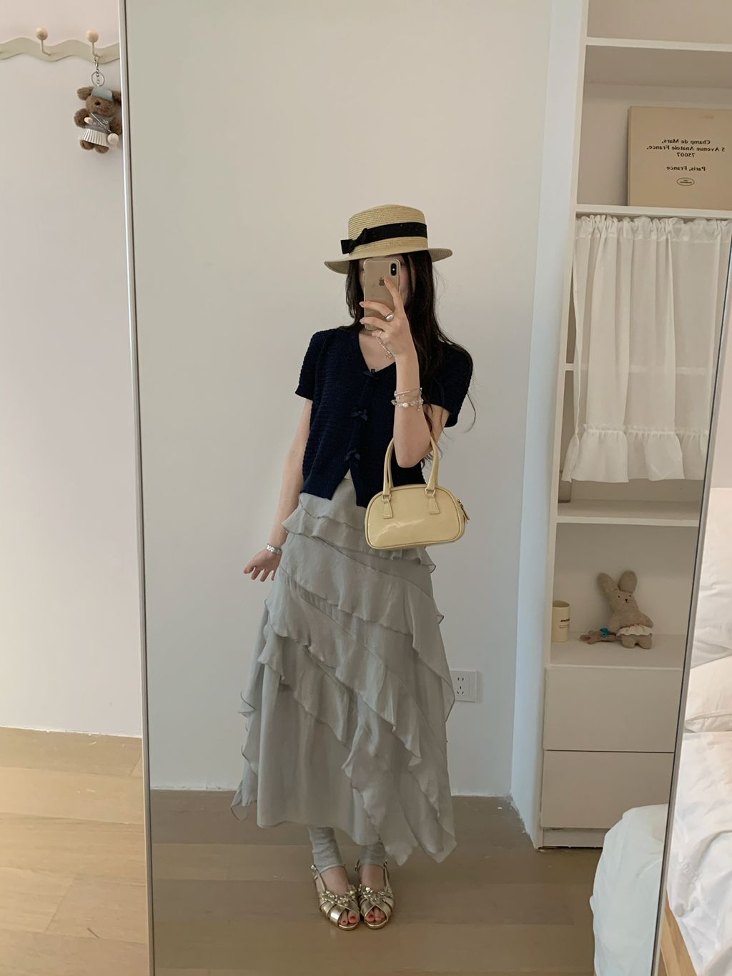 c3a7fe93f8194760628ab4c494b41976