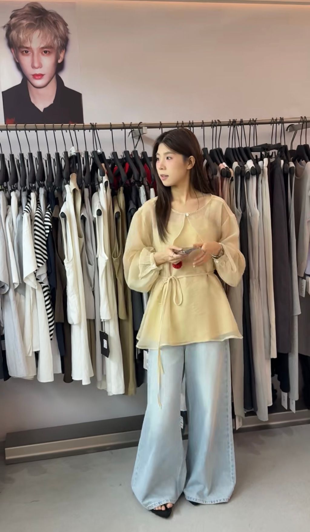 65ddb69d458b0e6aa2f1665f38ba2204