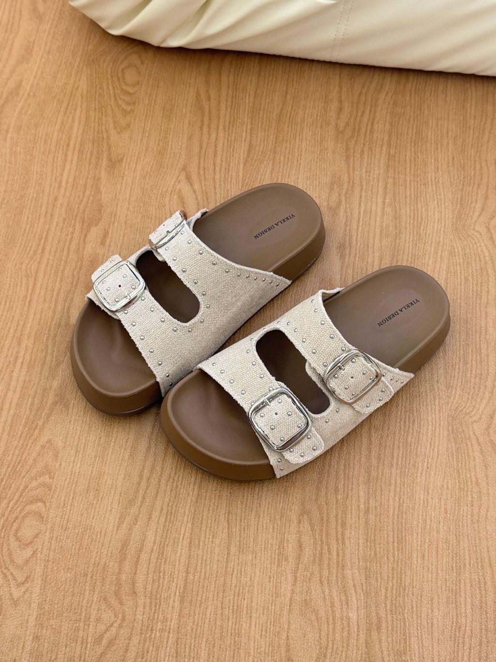 a685e762cb032d58f872c0ea41239b30