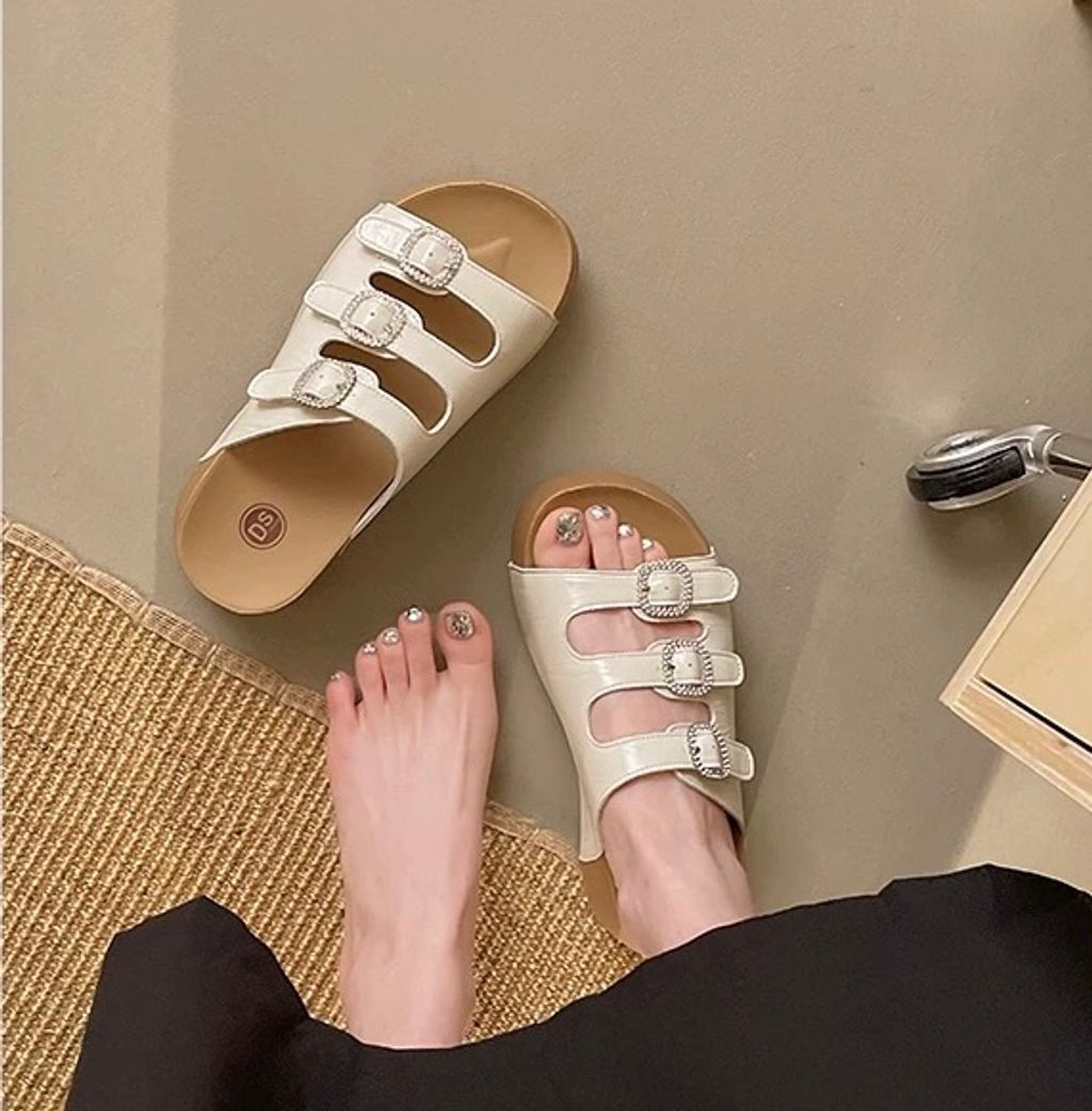 9d349e644af37e15aade14d4e2f6686e