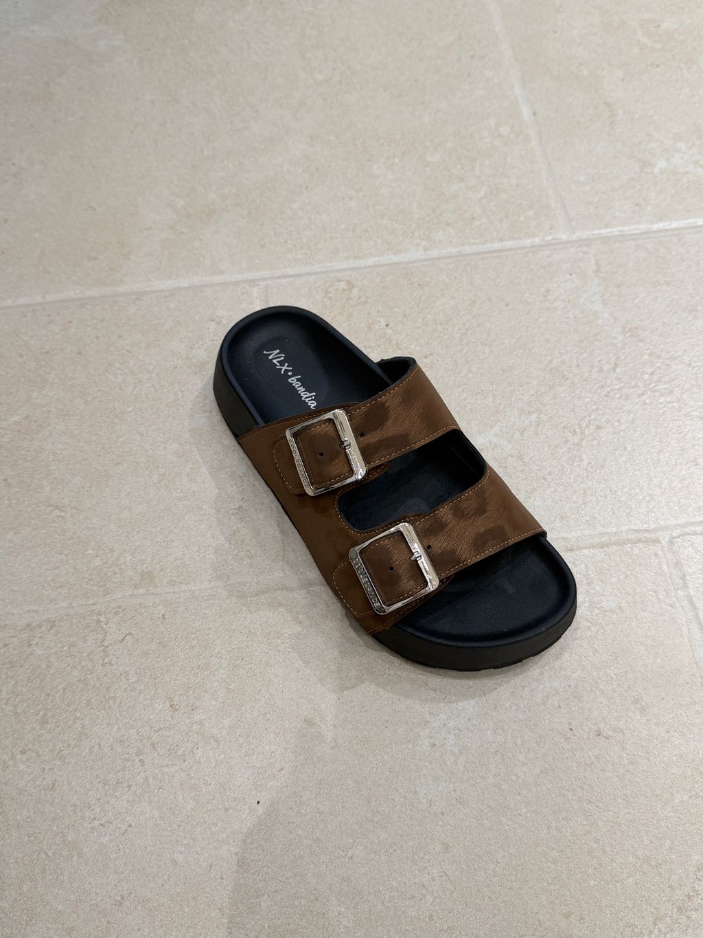 dbc8ca6478d67b414fd5b71d7b6c17df