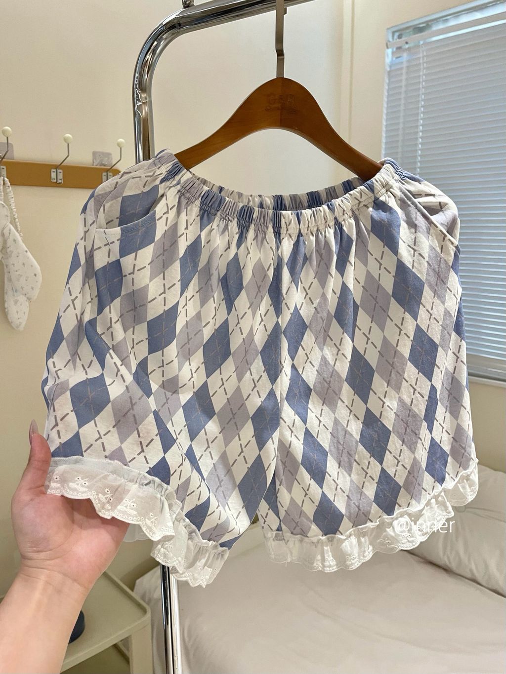 8d4824a6b1169cd85927b3b83857d780