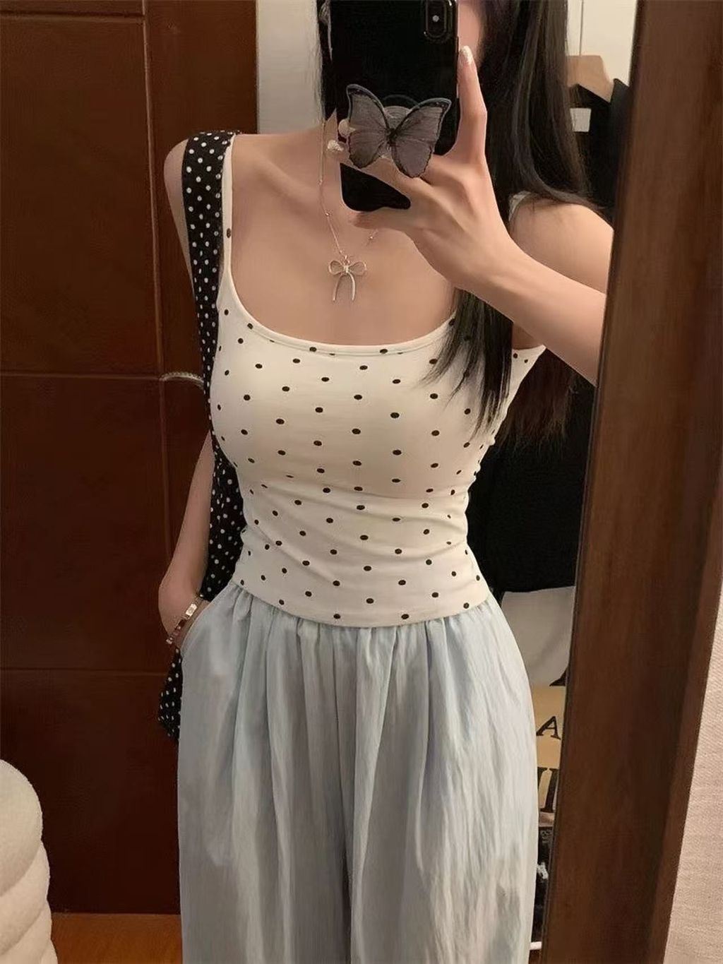 5128c845a7bfd02d6b67d76882e88897