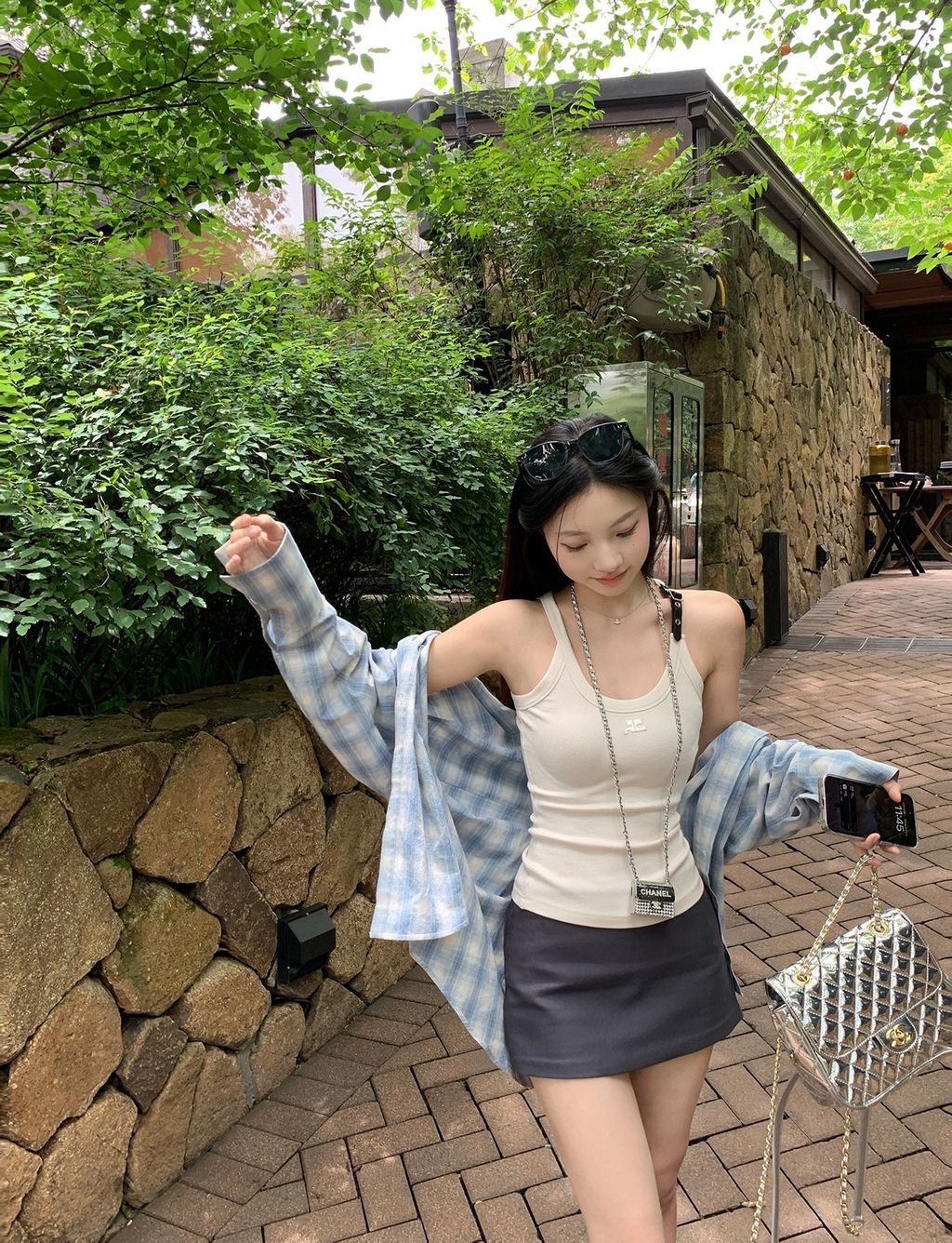 98c5581d8fcc5c21083b710f1972560e