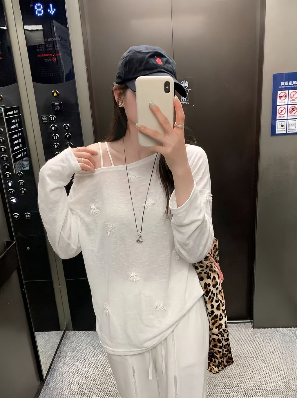 dbf7383ba5414ffe61bdf233c28268f4