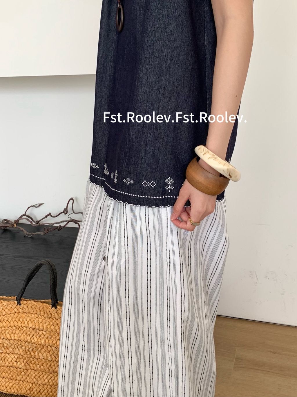 2f7a013891f984020a4a3548db986356