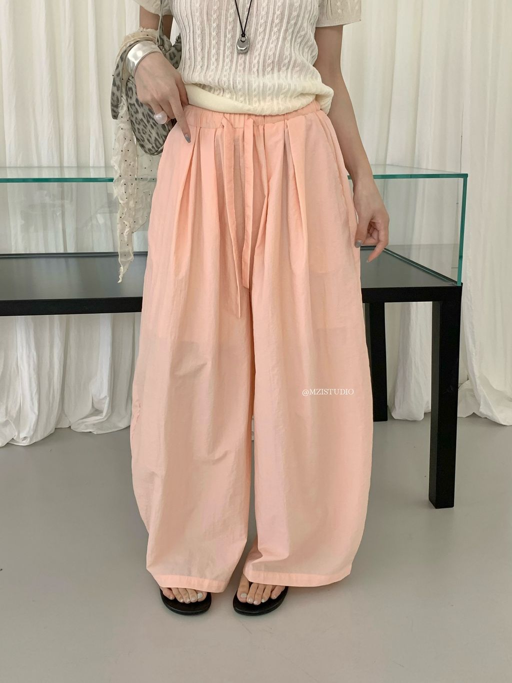 701b916ad25a6ff914f05e00d65034b9