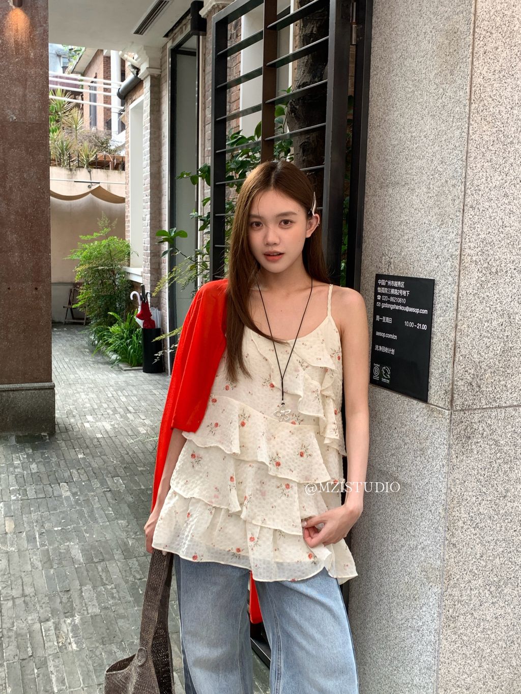 33f42a3d7be18eff5fc87d35daf9f16c