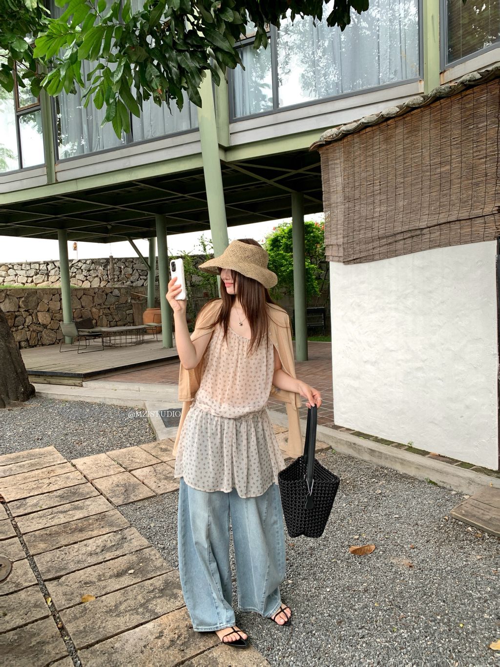 888dd9b4abf71905b2e86d8a188fc9a1