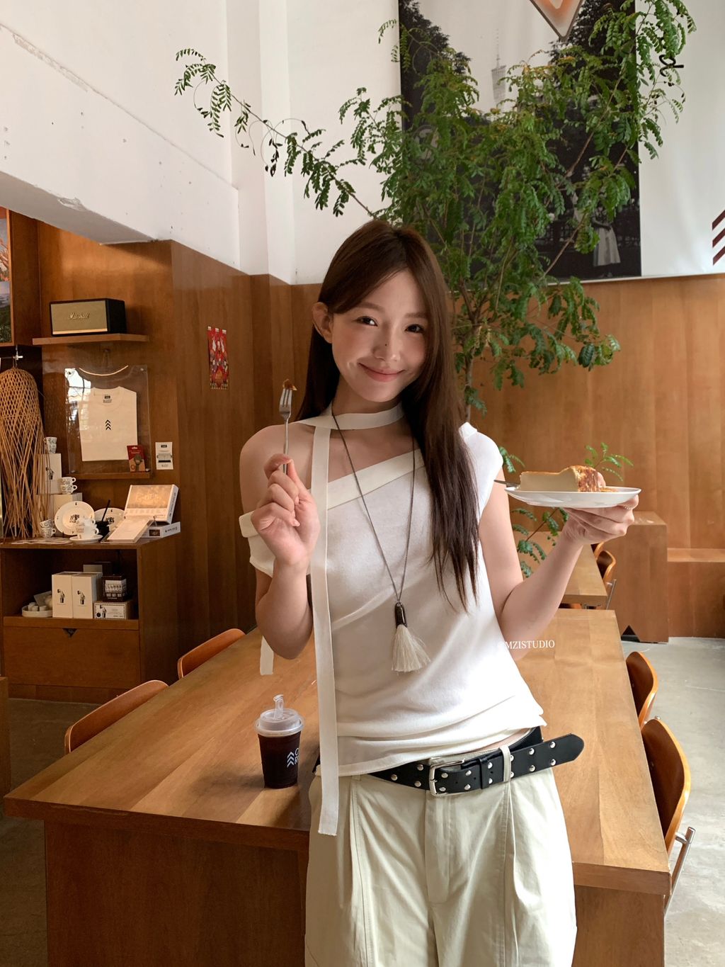 5889f84f4095213765d5acbd25a45cbc