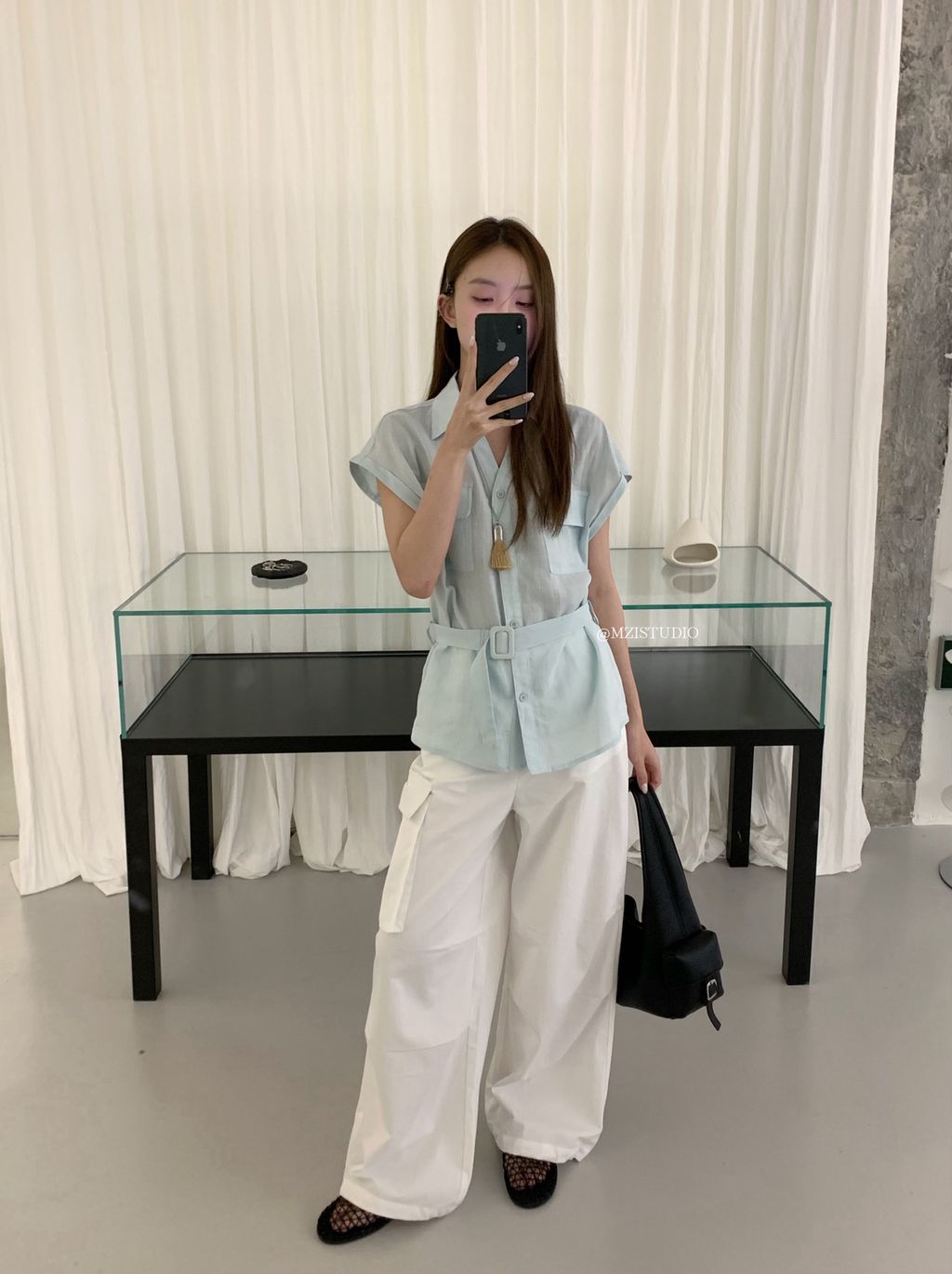 8925cb6bef72cabf26b769eeff23a0eb