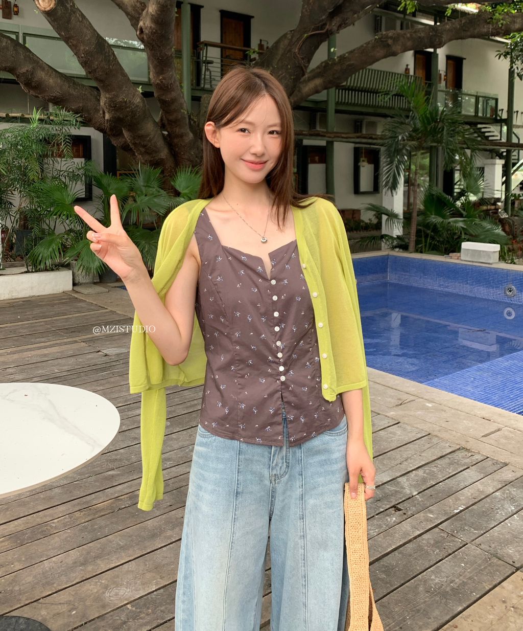 142678e0f2b2bb4f4f67e3ab2c30102f