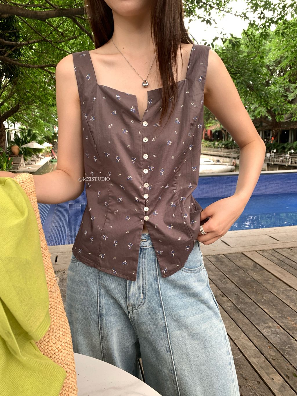 cee1ee00e967b037cda524d78247f745