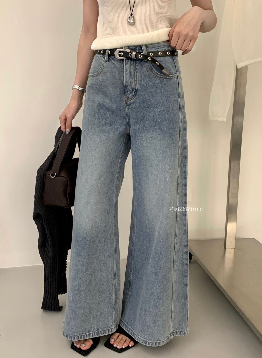 bdcc8ef56628ded4aa6ab399812c6230