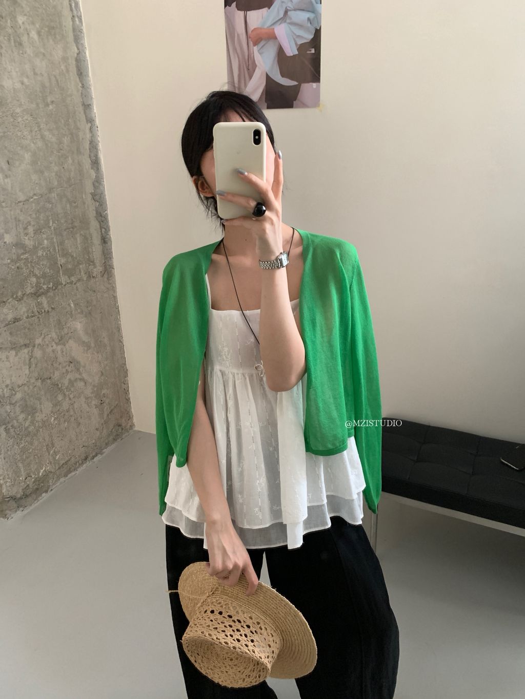 1de26ab8267f41a214a05ee05e822623