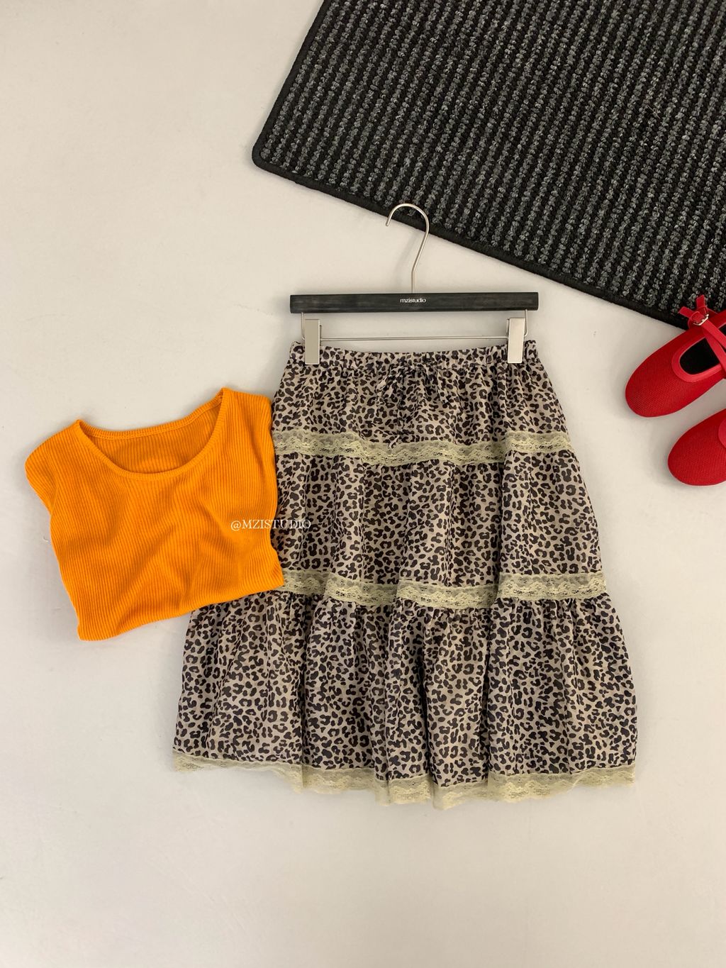 8db425c663d6870d6ee929b6afb0cf2d