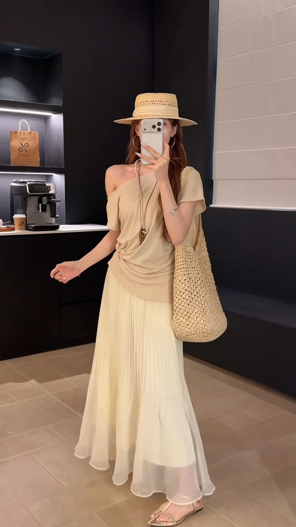 3994f0d7f49bd4784bb92c35ee964716