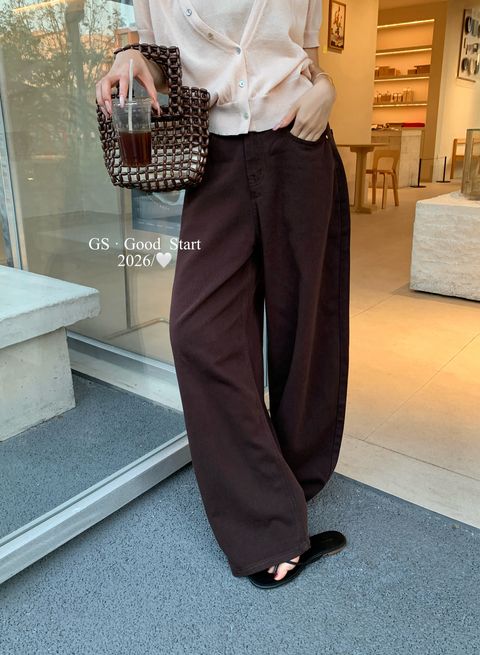 039cf2ed4458af43d2117da83f161f7d