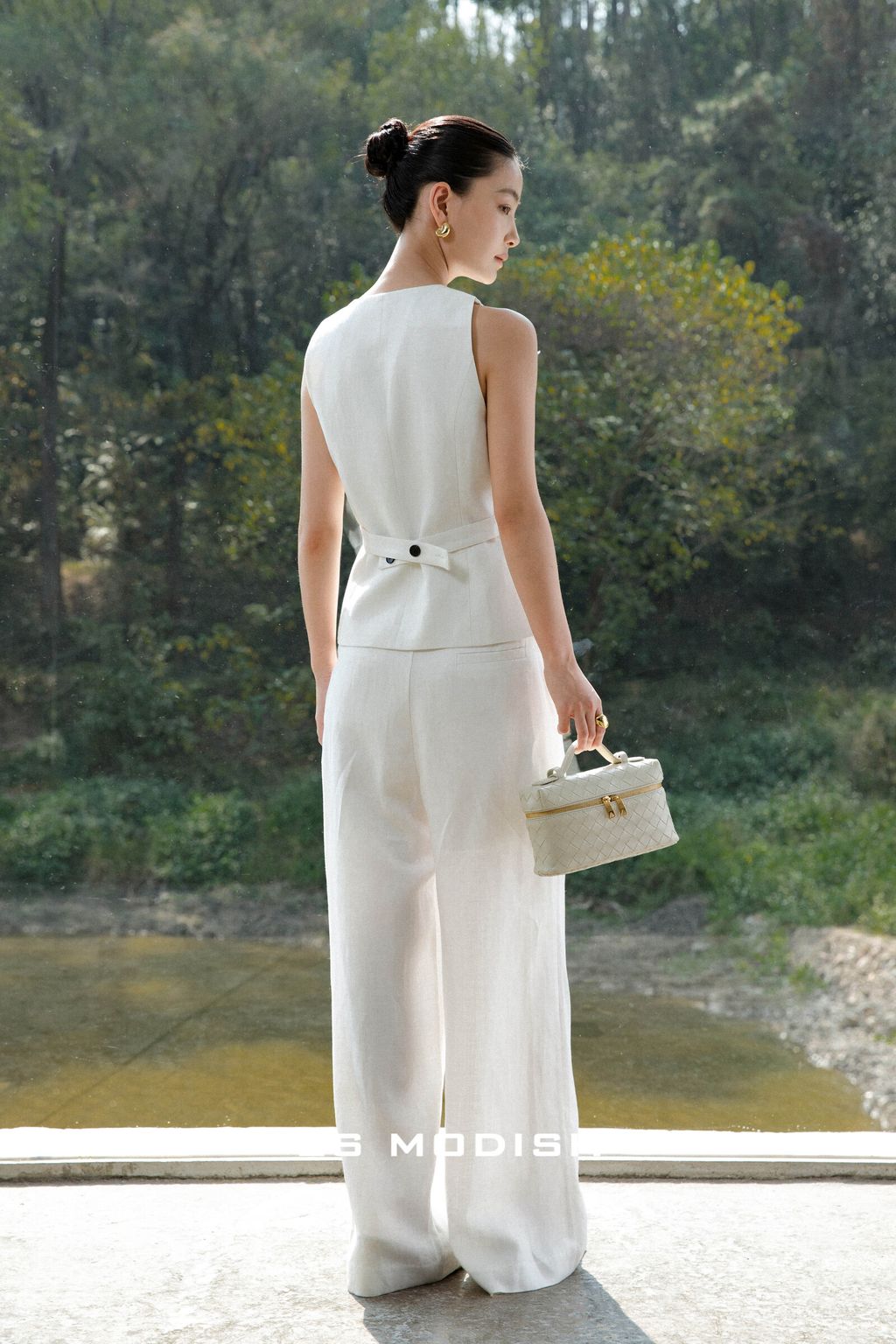 a324b2438bc069130fdefb439f8fb734