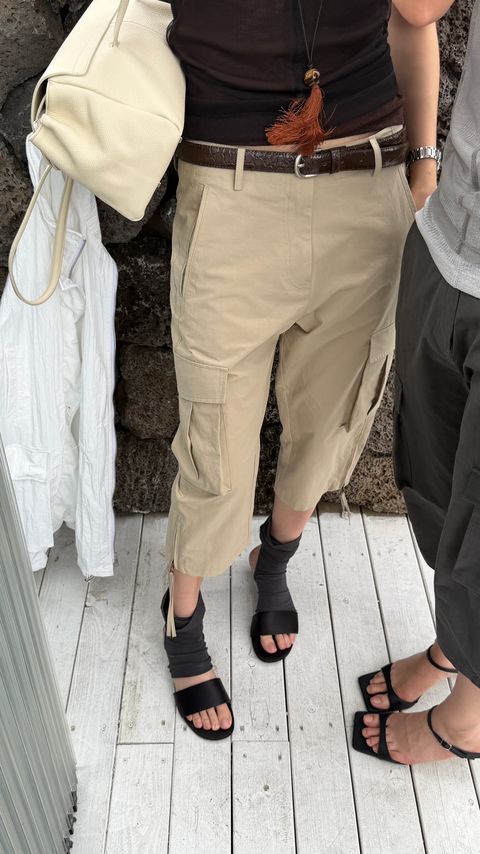 82c9b677f47ecb2eee7dfa2faae12704