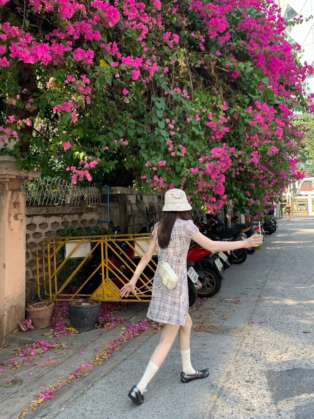 42f650b76a179b2c2040a1670bf6aac1