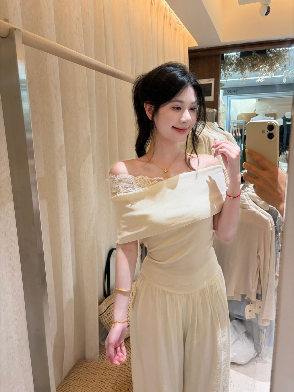 2409d3bc55f592a5574969ed36107d79