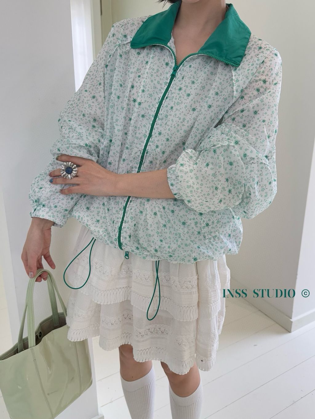 acb4cf0ecce9fdb4393e39a9e6e9a75c