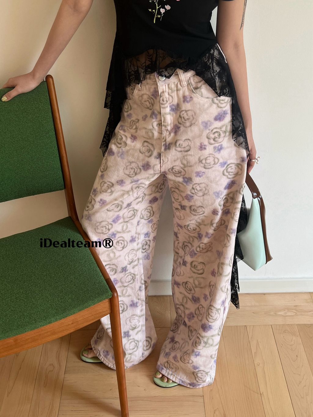 8d0cd0c1264f44722f3b0bede83dc8f4