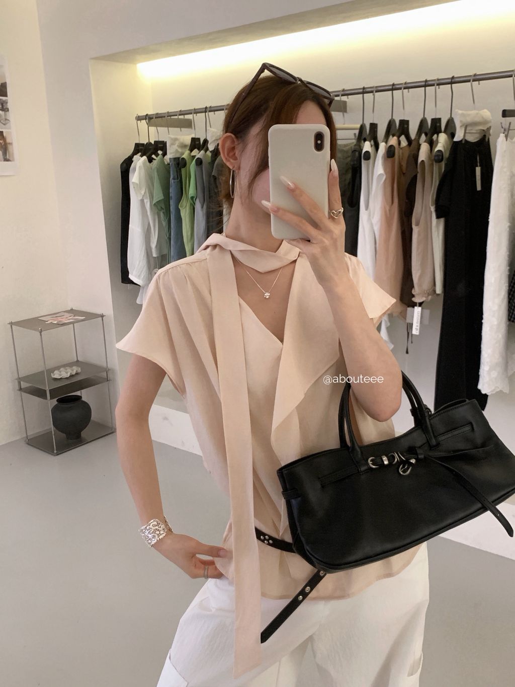 92ac2509a44000405a8e19b13829bcae