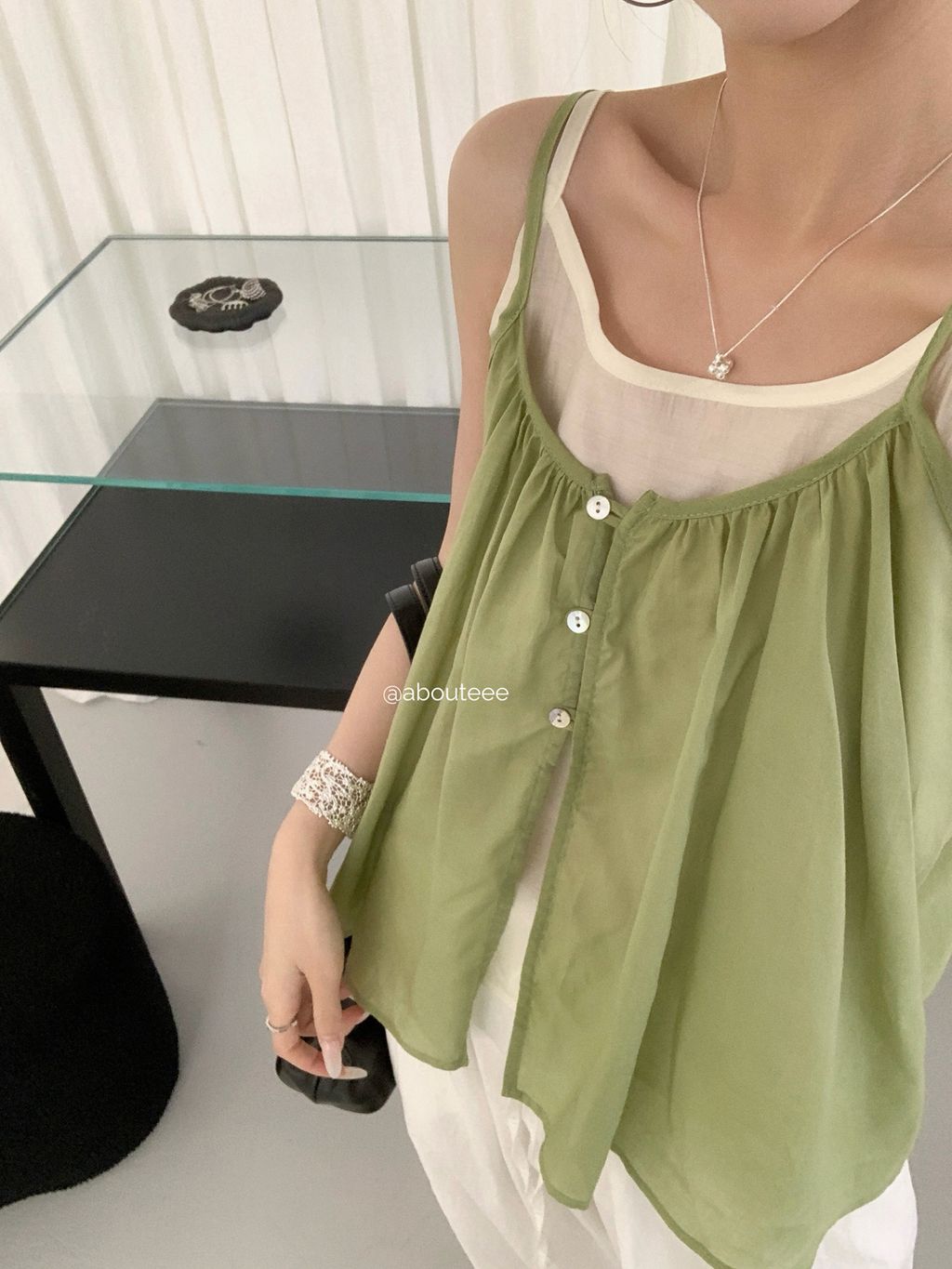 4fab4bccf7e6f9babf05c8e6d530370a