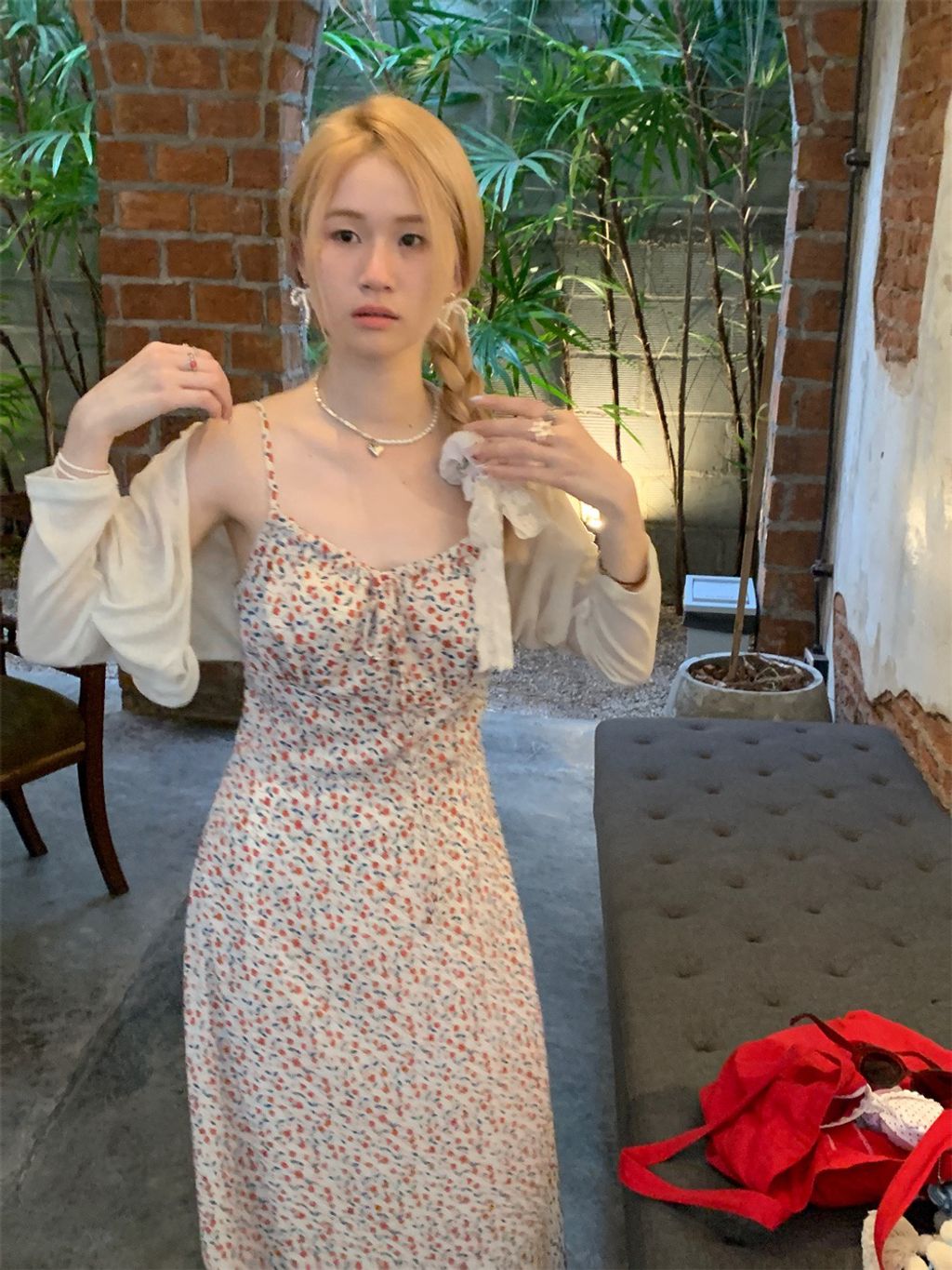 6878698d57190c789a37c33a647a84e6