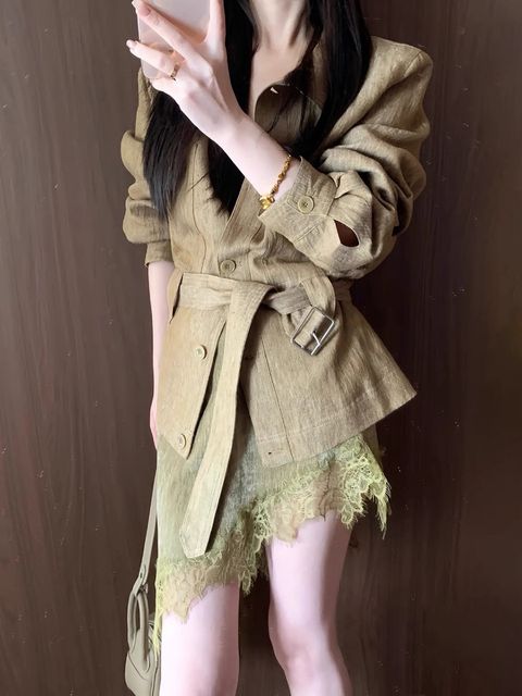 9982bbfaac0a92bb1b6960be70cd297e