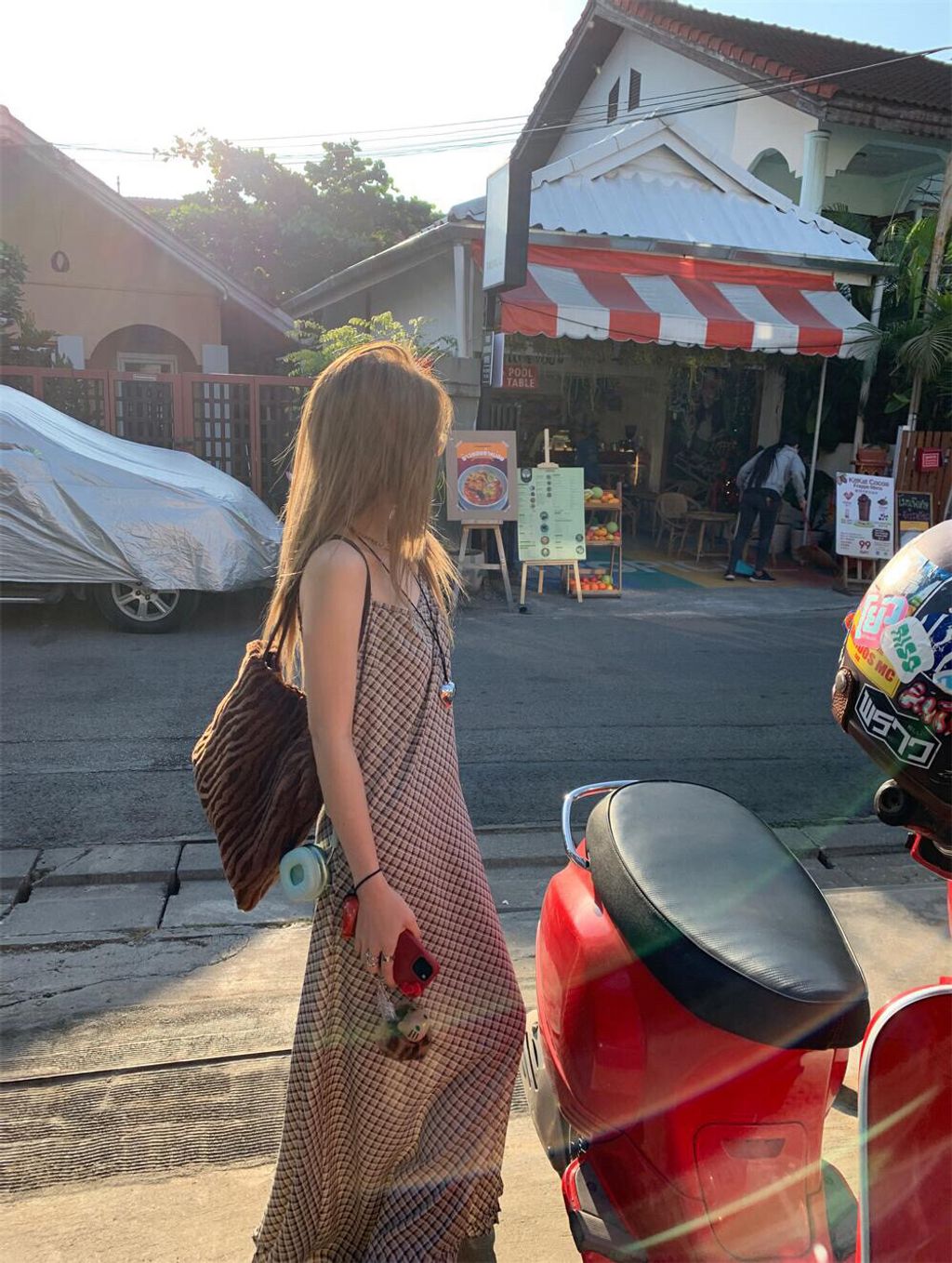 4b9b4bbe37edde33e7d986d45448da81