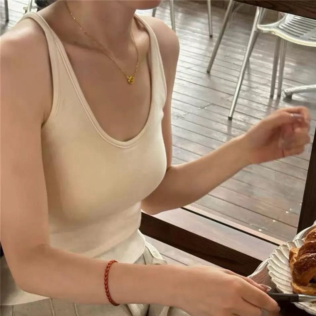 df3a6b9cf77ca61088f170b2f4a92380