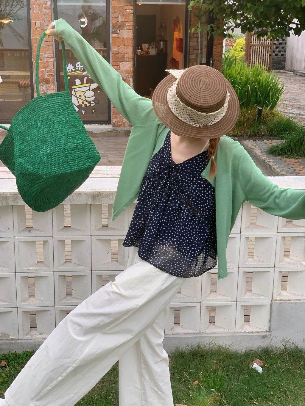 9e81ded51a39cae01754671a9227a6f2