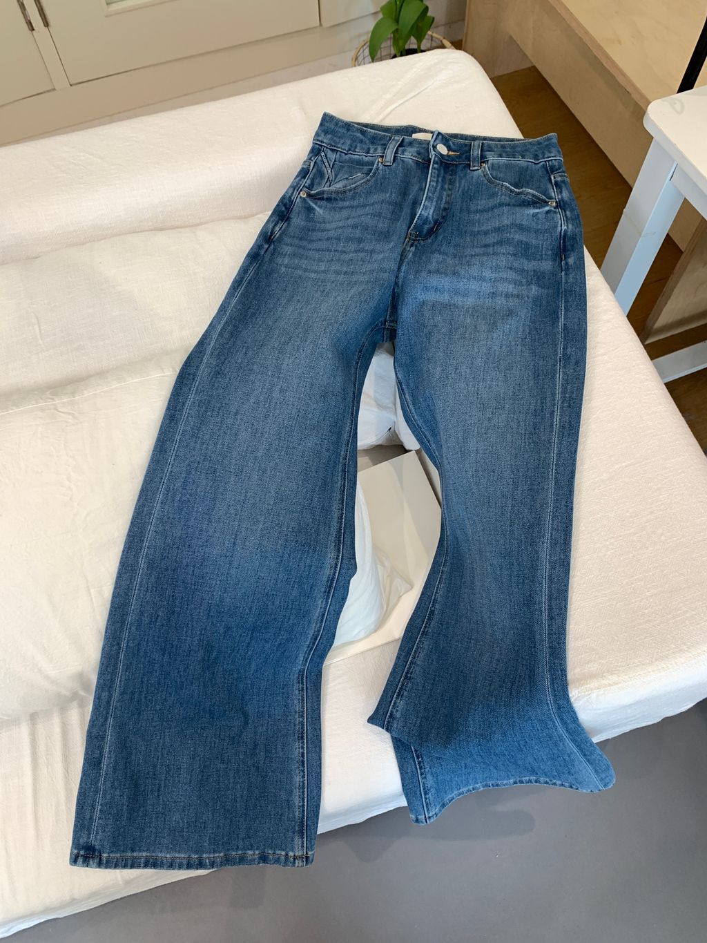 79d8124a5bdfbf48b490129945be75c8