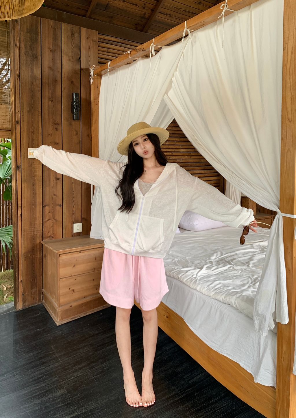 700aaf5bf515404ab1adc5f00d485236