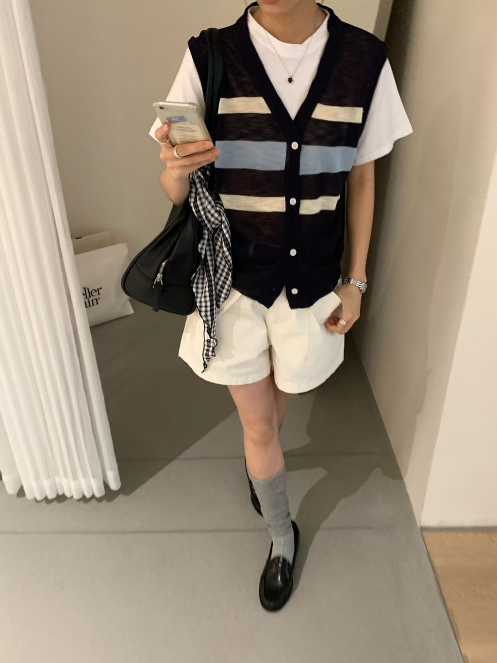 e0d5bdae17bd3309360c99b11e27d893